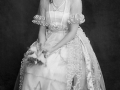 mary-pickford-in-her-wedding-dress-1920-everett
